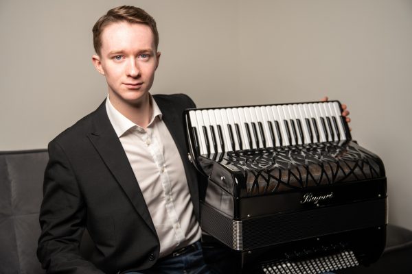 Christmas broadcast on Radio 3 given by Recital Scheme Artist, Ryan Corbett.