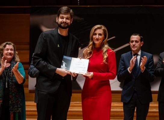 Victor Maslov prize winner at Premio Internacional de Piano Frechilla-Zuloaga